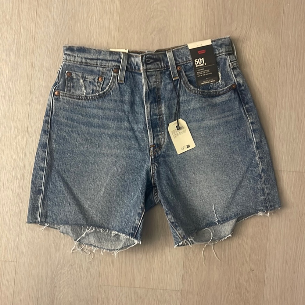 Levis, Size: 29